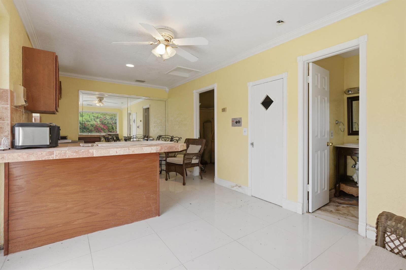 7445 N Augusta Drive, Hialeah FL 33015 — 14