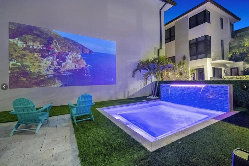 8225 Central Park Boulevard, Doral FL 33166 — 3