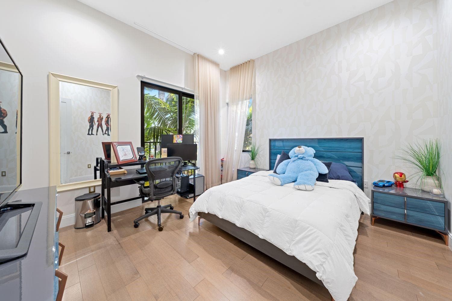 8225 Central Park Boulevard, Doral FL 33166 — 30