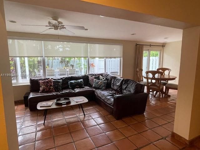 1110 Redbird Ave, Miami Springs FL 33166 — 13