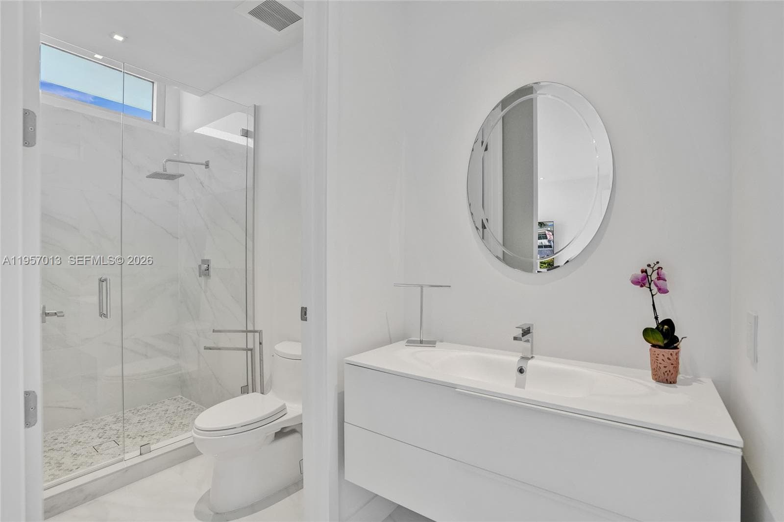 3750 Yacht Club Dr, Aventura FL 33180 — 43