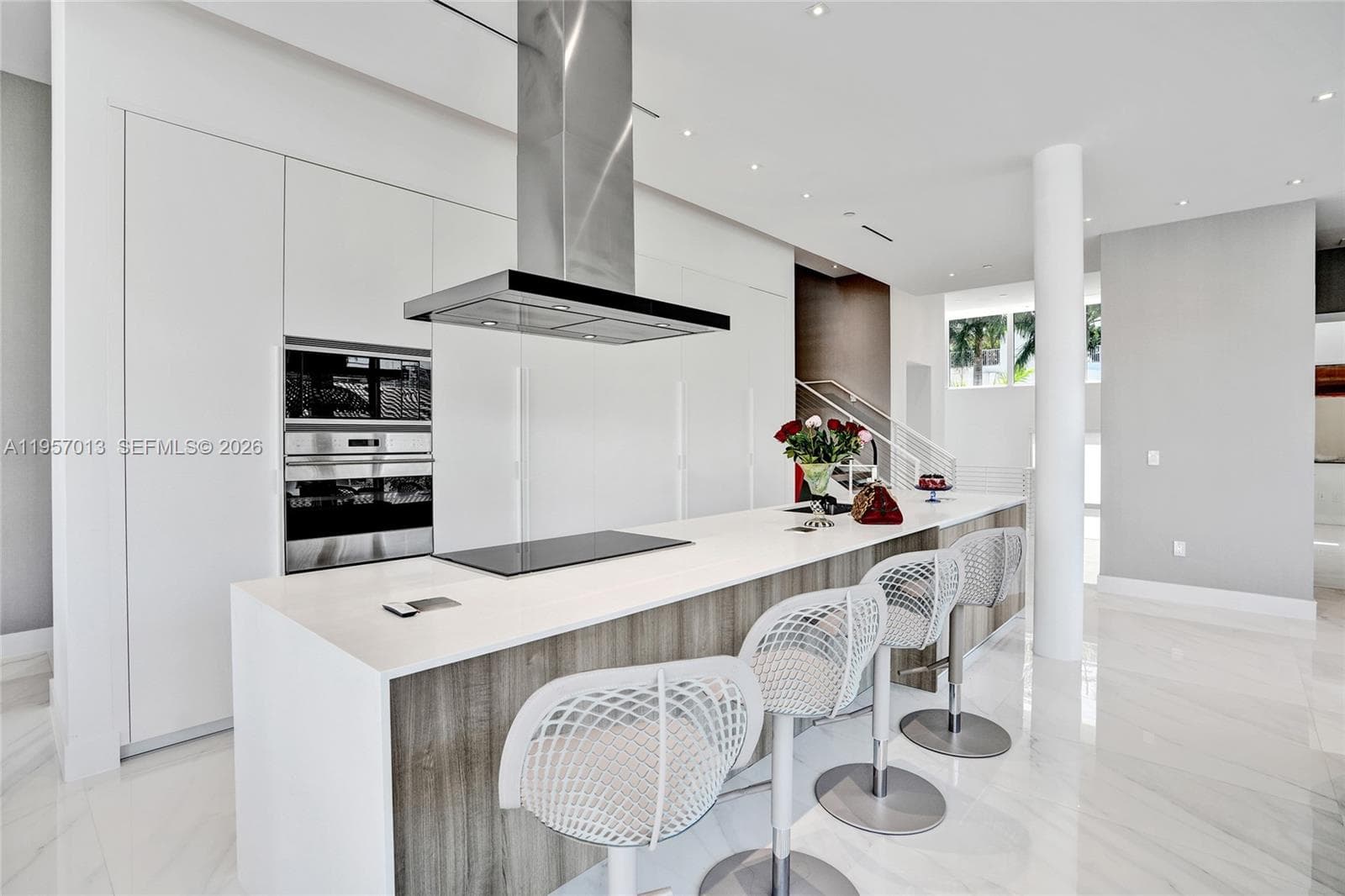 3750 Yacht Club Dr, Aventura FL 33180 — 9