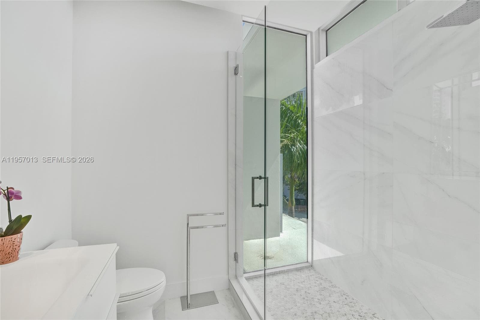 3750 Yacht Club Dr, Aventura FL 33180 — 49