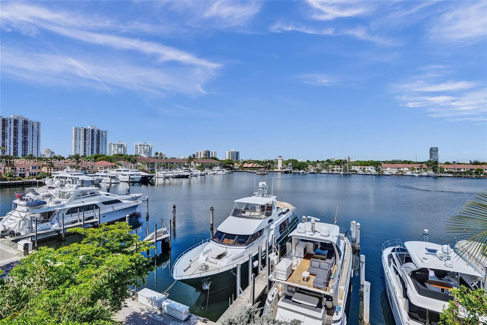 3750 Yacht Club Dr, Aventura FL 33180 — 58
