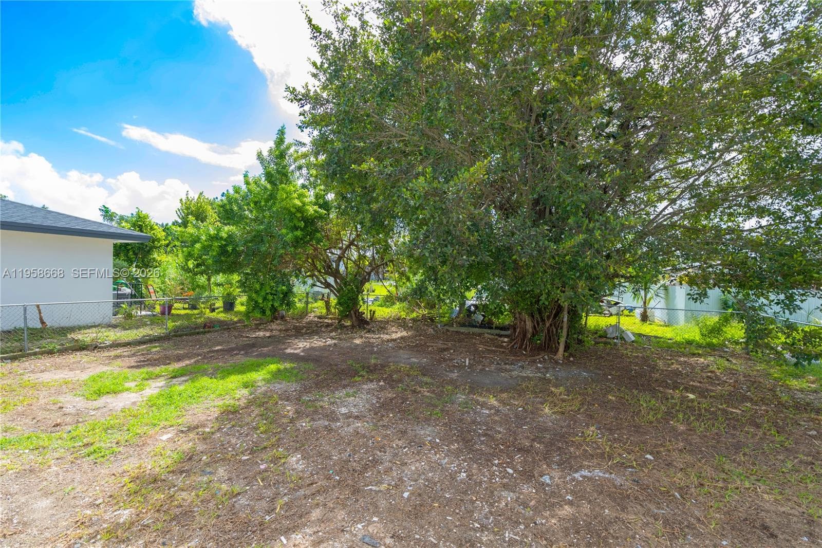 667 NW 14th St, Florida City FL 33034 — 2