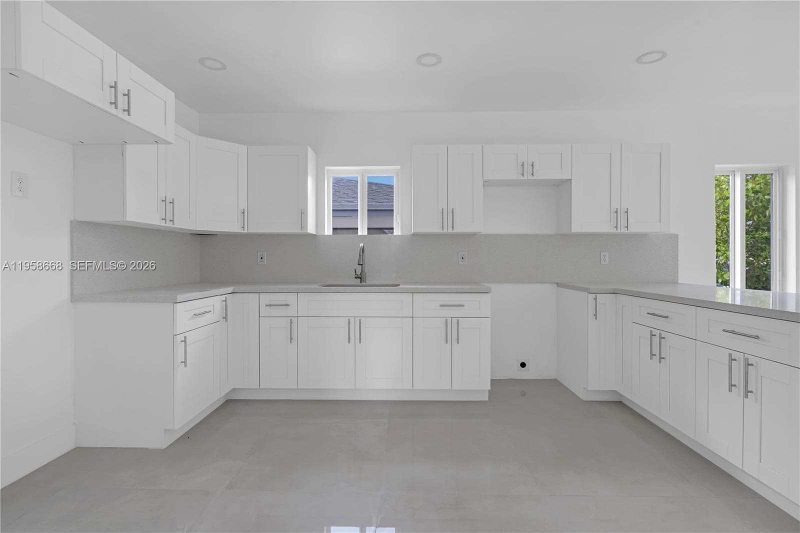 667 NW 14th St, Florida City FL 33034 — 22