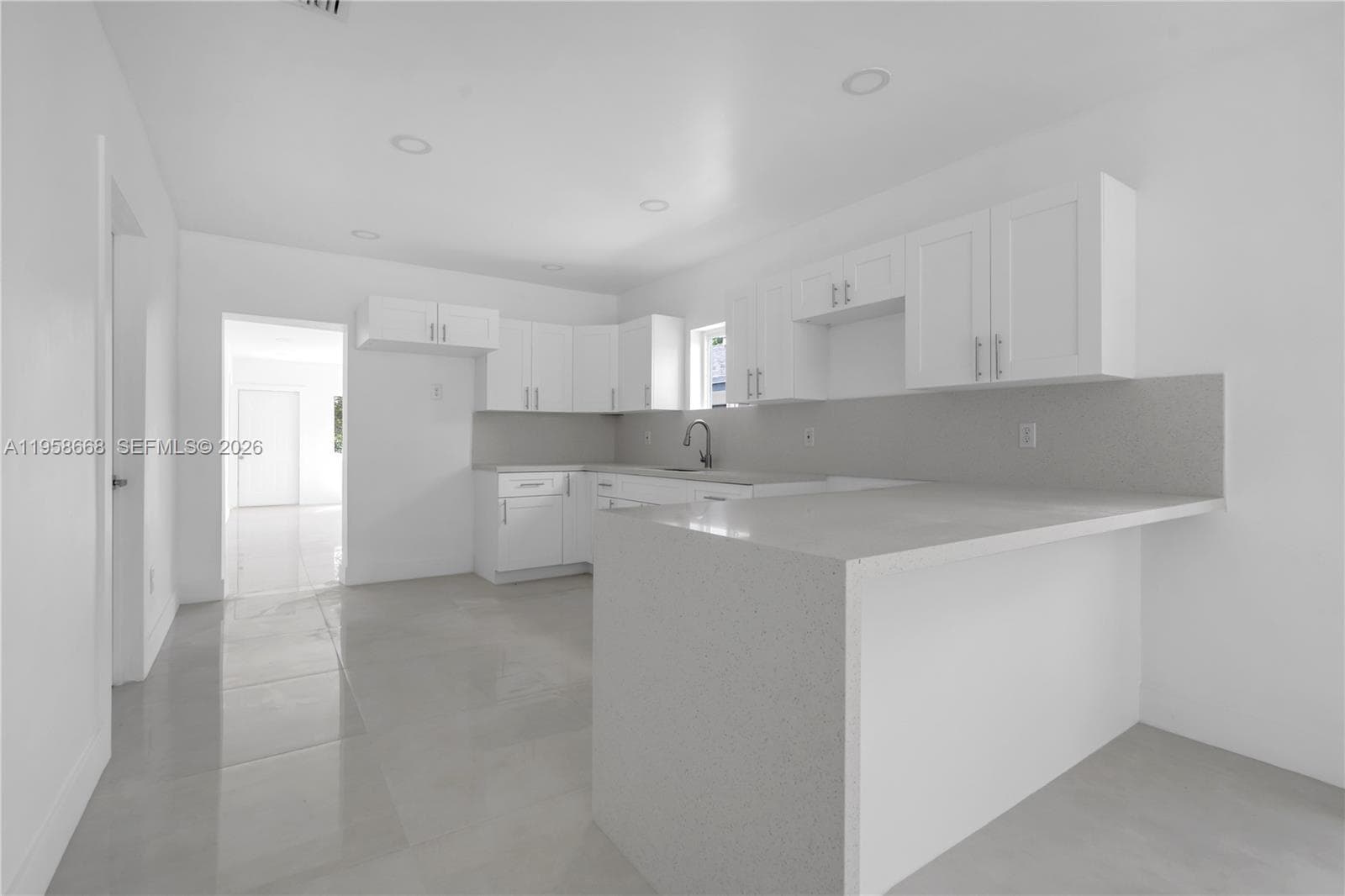 667 NW 14th St, Florida City FL 33034 — 40