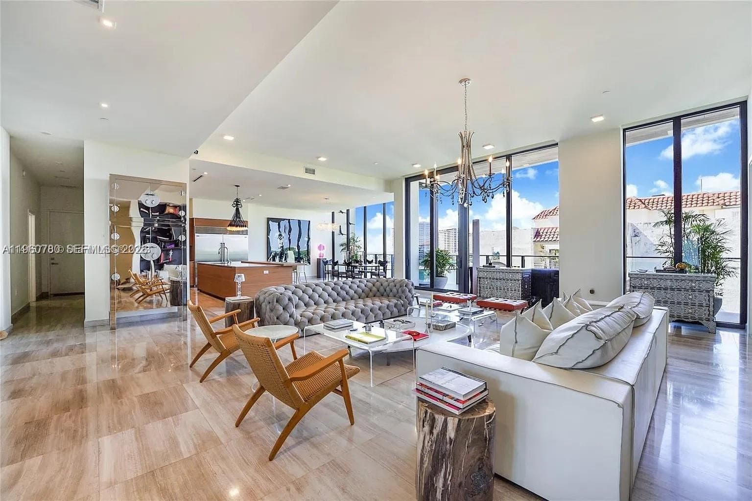 3581 E Glencoe St # 605, Coconut Grove FL 33133 — 1