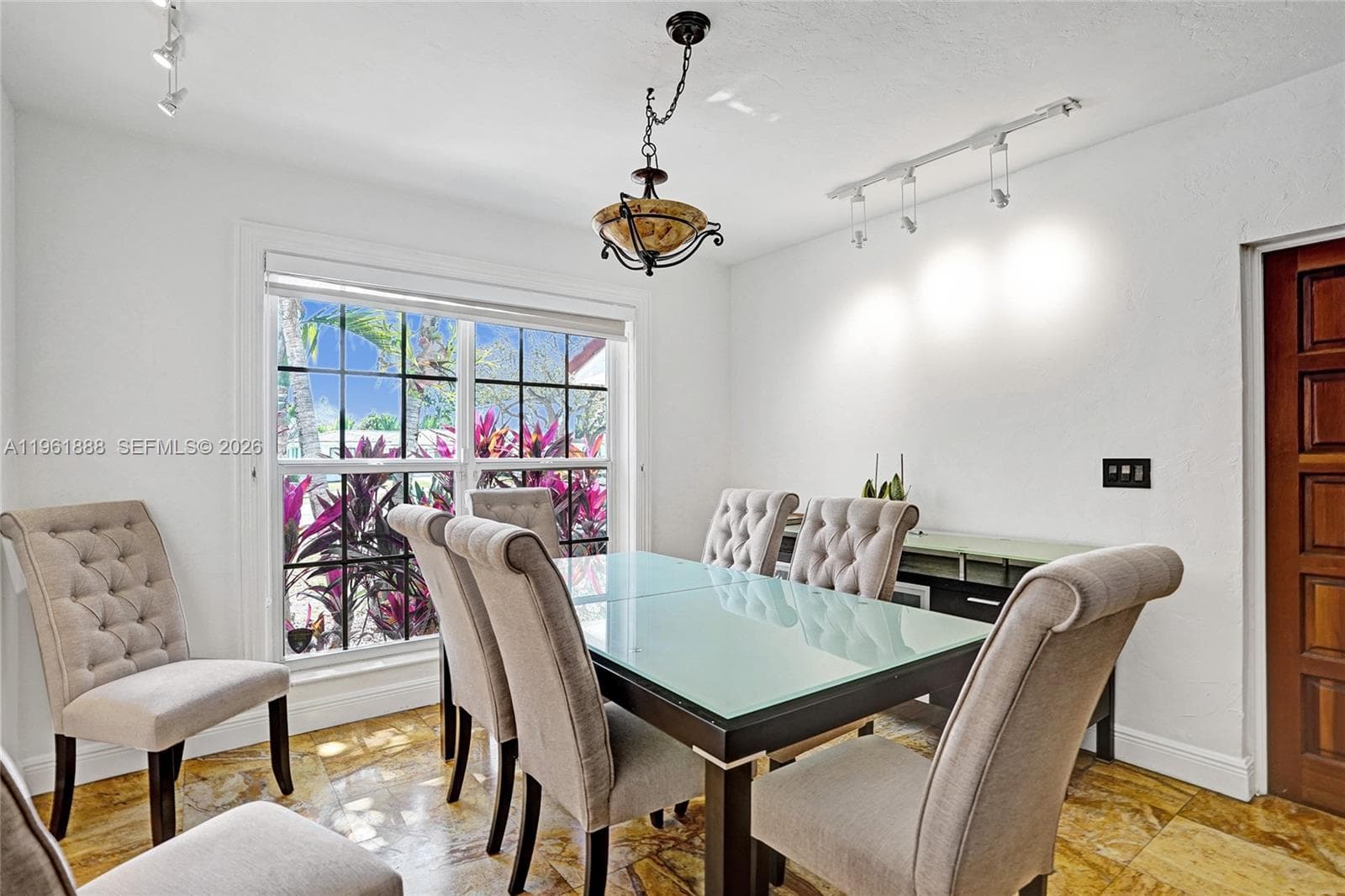 1247 NE 101st St, Miami Shores FL 33138 — 17