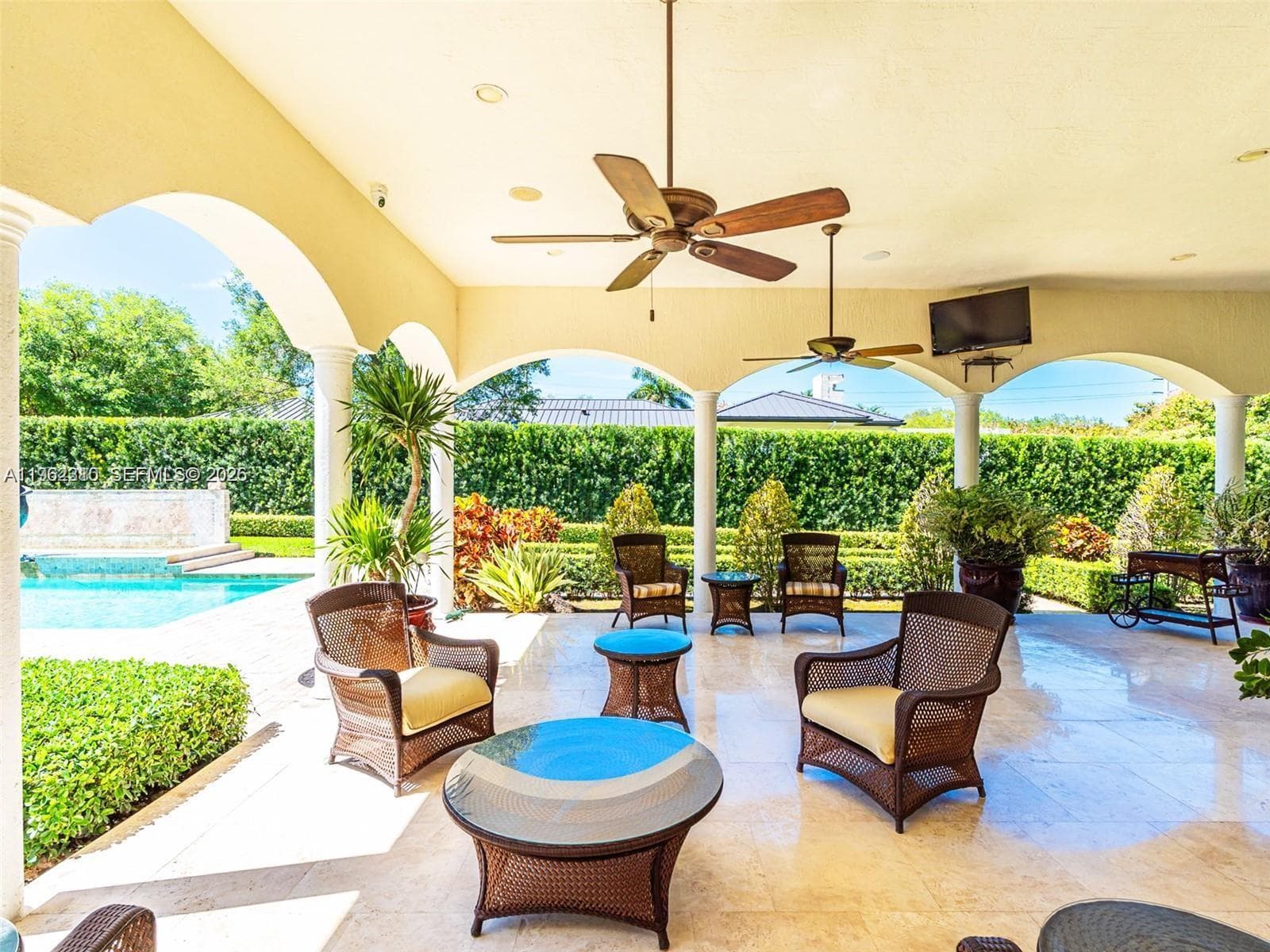 9076 SW 59th Ct, Pinecrest FL 33156 — 17