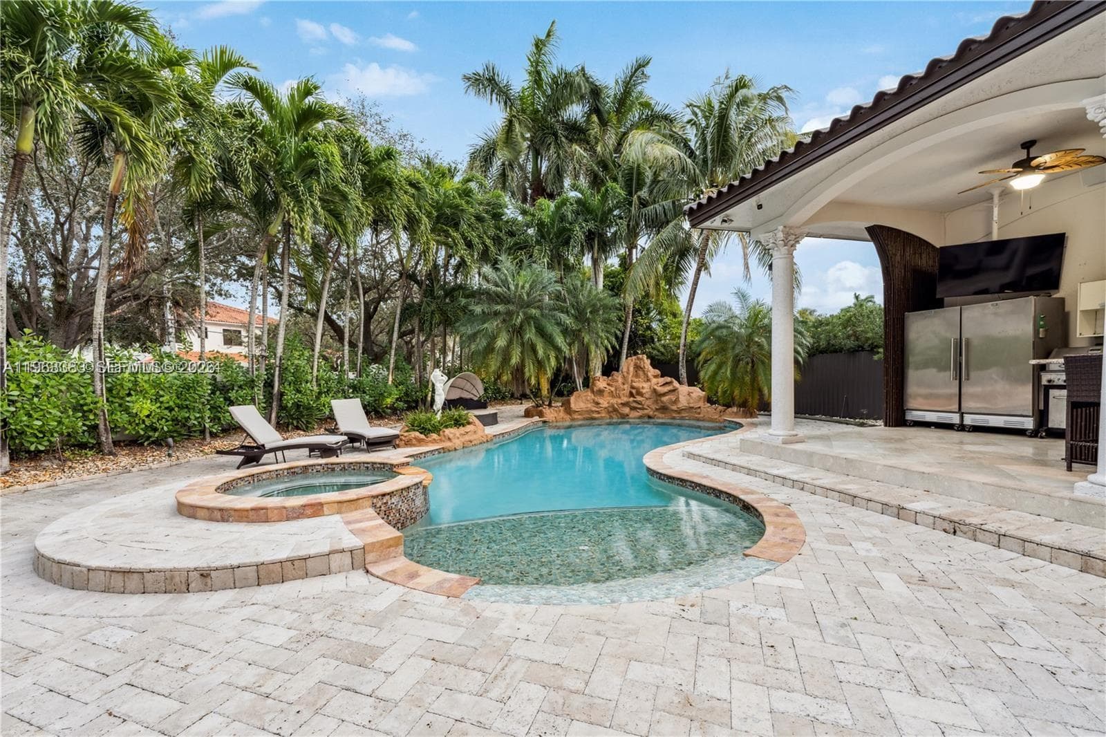 8200 NW 163rd St, Miami Lakes FL 33016 — 55