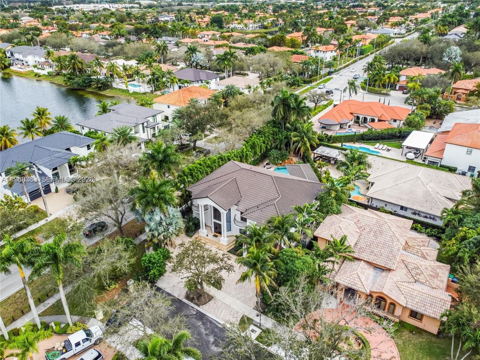 8200 NW 163rd St, Miami Lakes FL 33016 — 68
