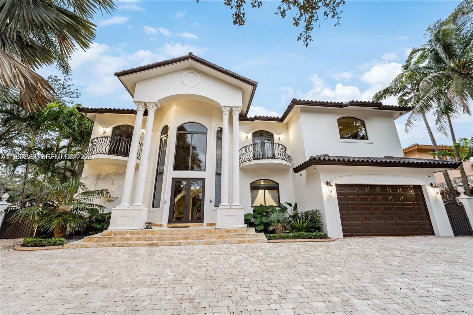 8200 NW 163rd St, Miami Lakes FL 33016 — 8