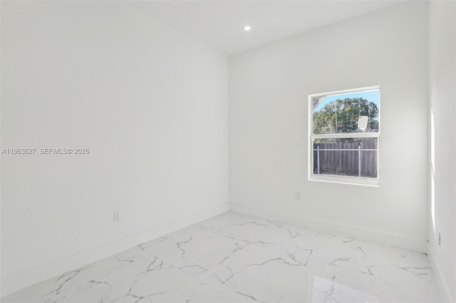 2360 Rutland St, Opa-Locka FL 33054 — 17