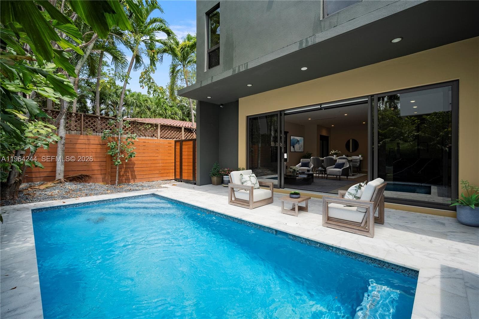 2962 W Trade Ave, Coconut Grove FL 33133 — 10