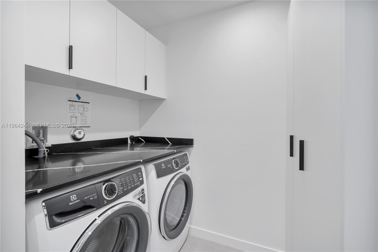 2962 W Trade Ave, Coconut Grove FL 33133 — 45