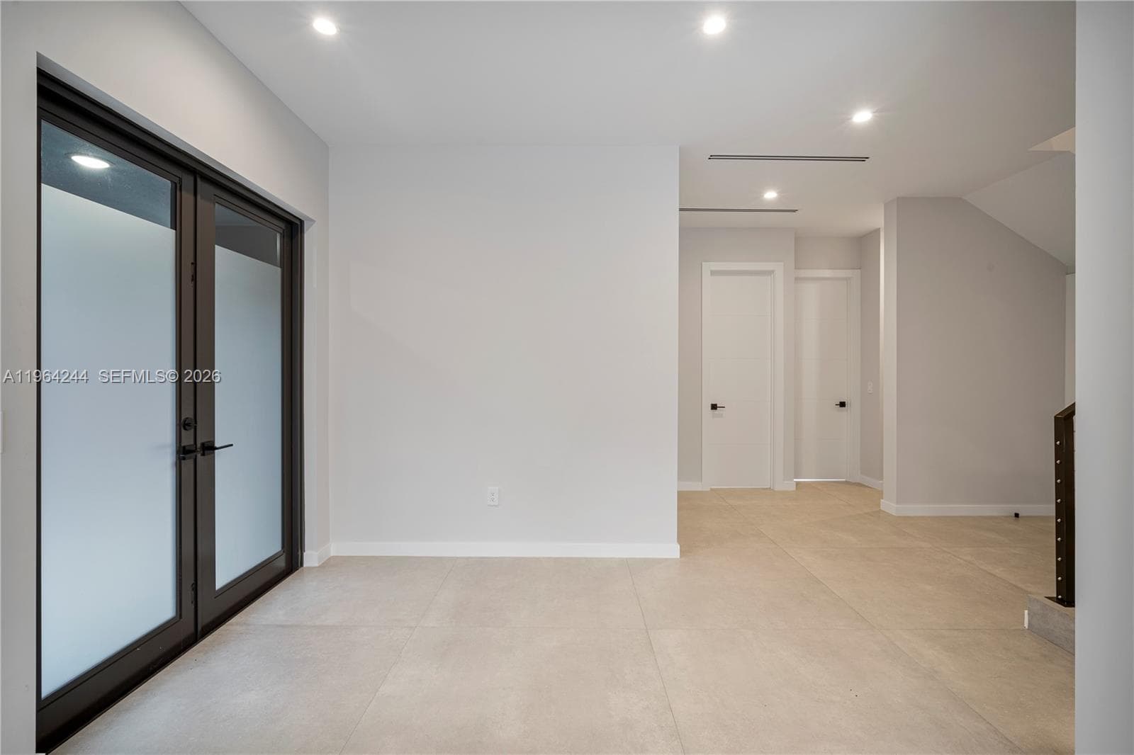 2962 W Trade Ave, Coconut Grove FL 33133 — 11