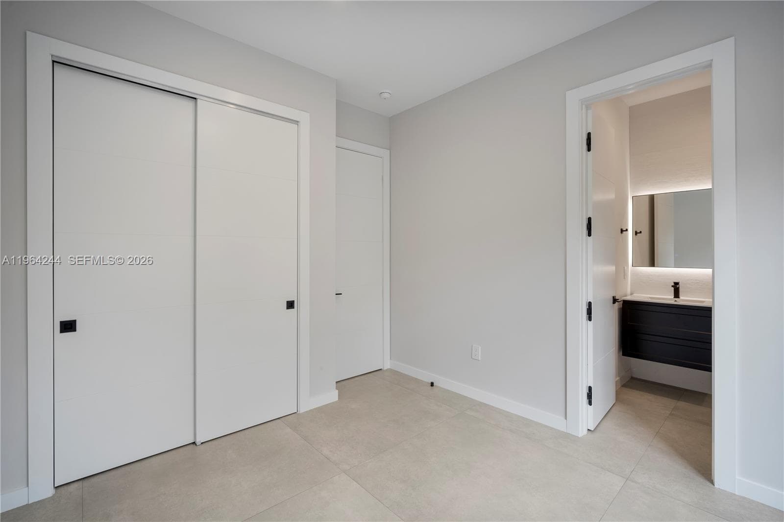 2962 W Trade Ave, Coconut Grove FL 33133 — 19