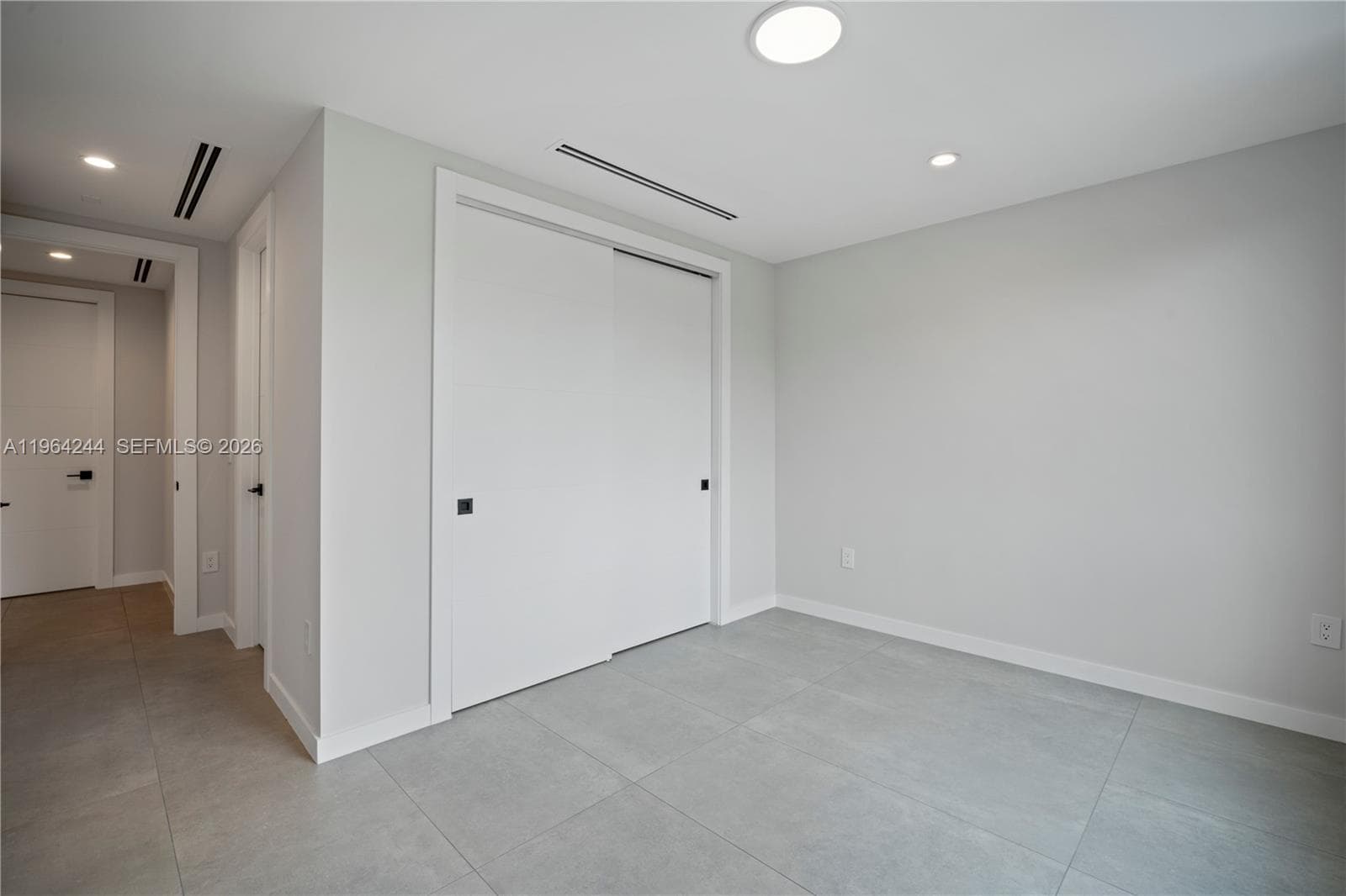 2962 W Trade Ave, Coconut Grove FL 33133 — 40