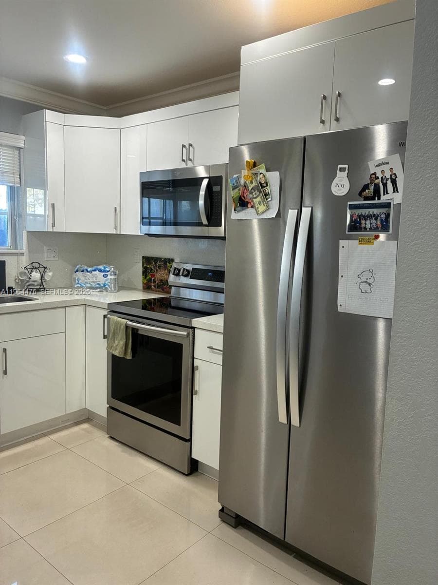 9425 NW 114th Ln # 3, Hialeah Gardens FL 33018 — 10