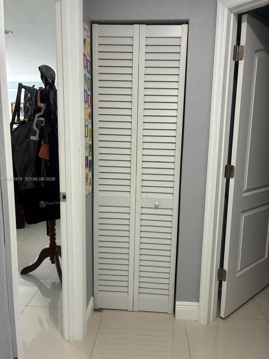 9425 NW 114th Ln # 3, Hialeah Gardens FL 33018 — 29