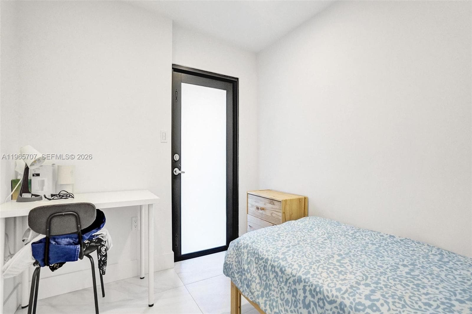 1941 NE 186th Dr, North Miami Beach FL 33179 — 29