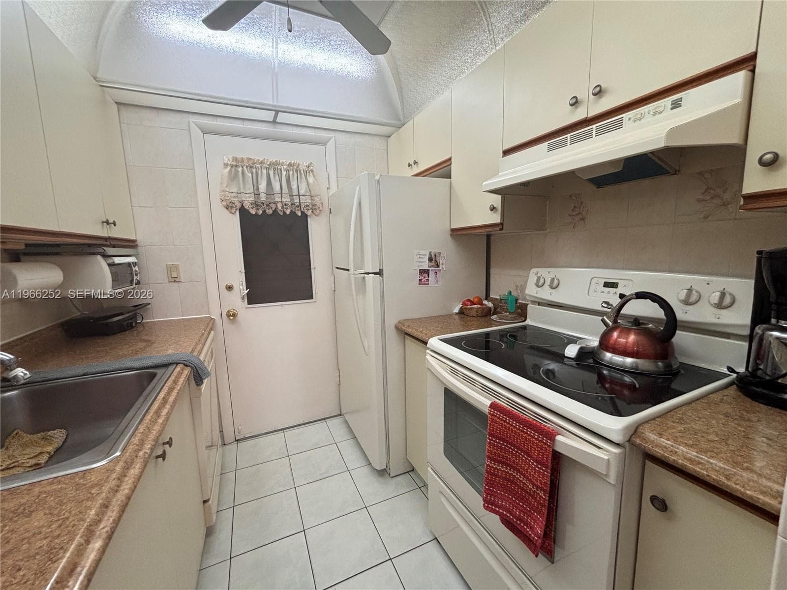 16900 NE 14th Ave # 111, Miami FL 33162 — 10