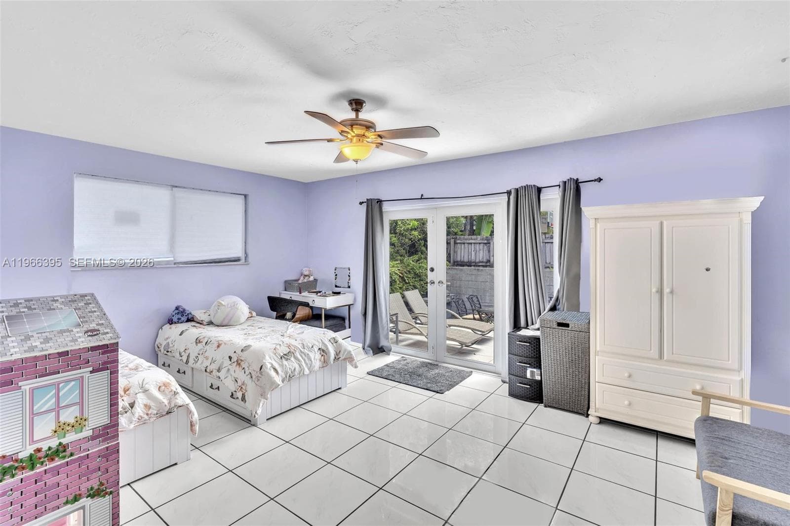 9524 Byron Ave, Surfside FL 33154 — 46