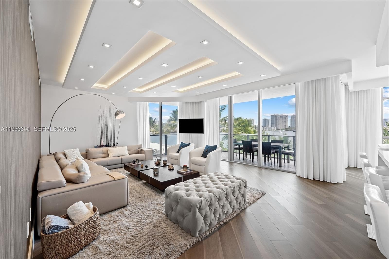 17301 Biscayne Blvd # 2110, North Miami Beach FL 33160 — 2