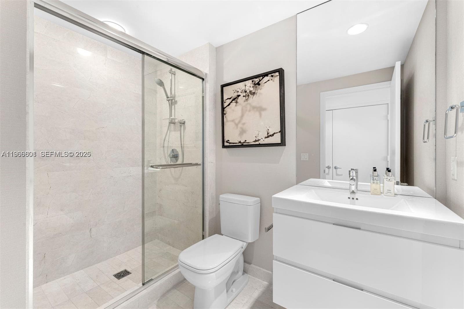 17301 Biscayne Blvd # 2110, North Miami Beach FL 33160 — 22