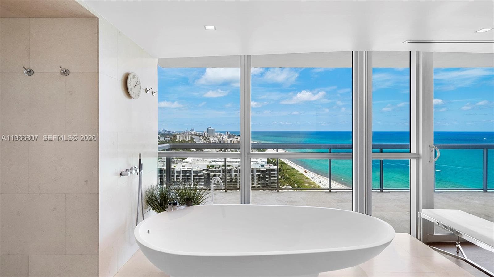 101 20th St # 3909, Miami Beach FL 33139 — 18