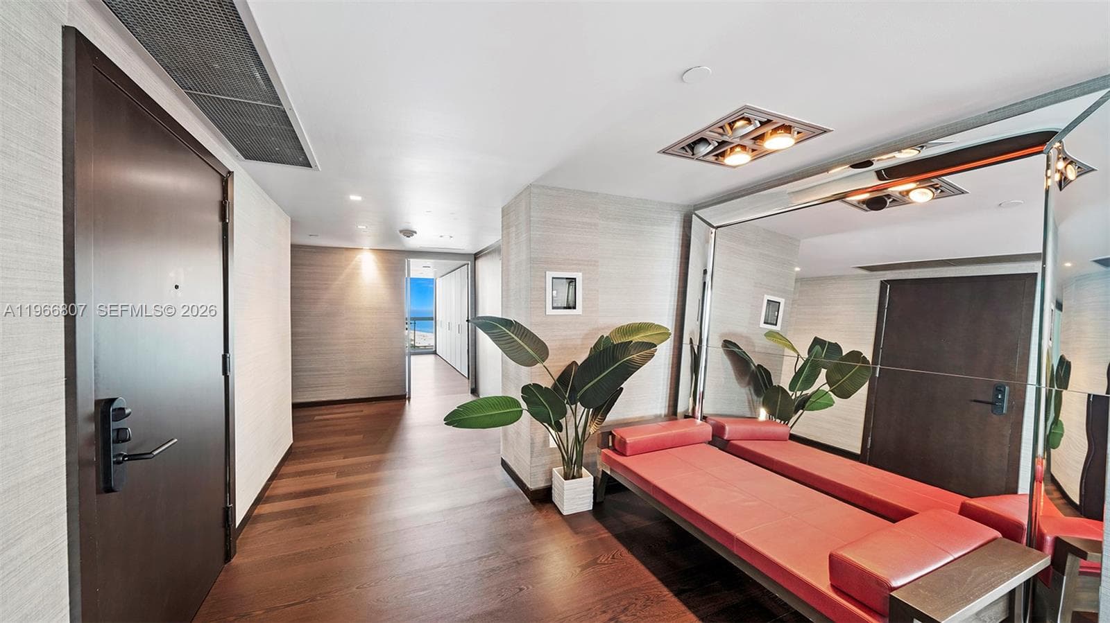 101 20th St # 3909, Miami Beach FL 33139 — 29