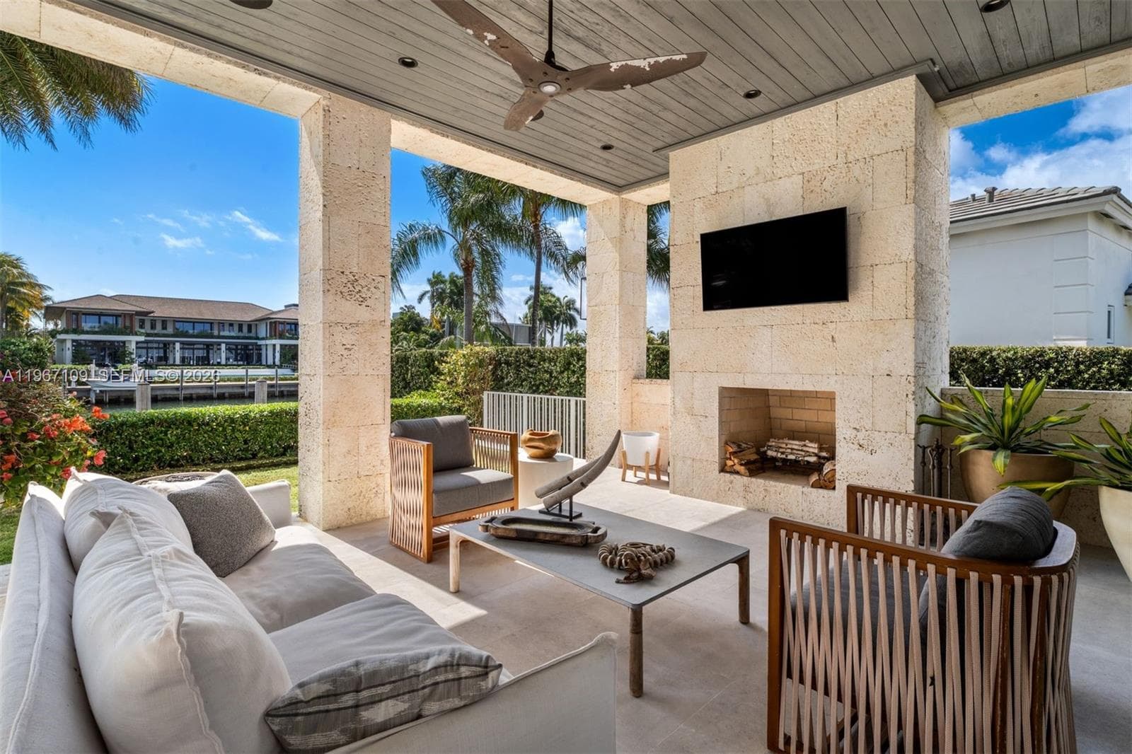 550 Marquesa Dr, Coral Gables FL 33156 — 26