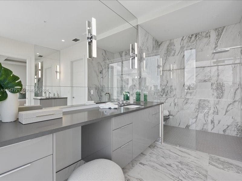 4008 NE 167th St # 6, North Miami Beach FL 33160 — 23
