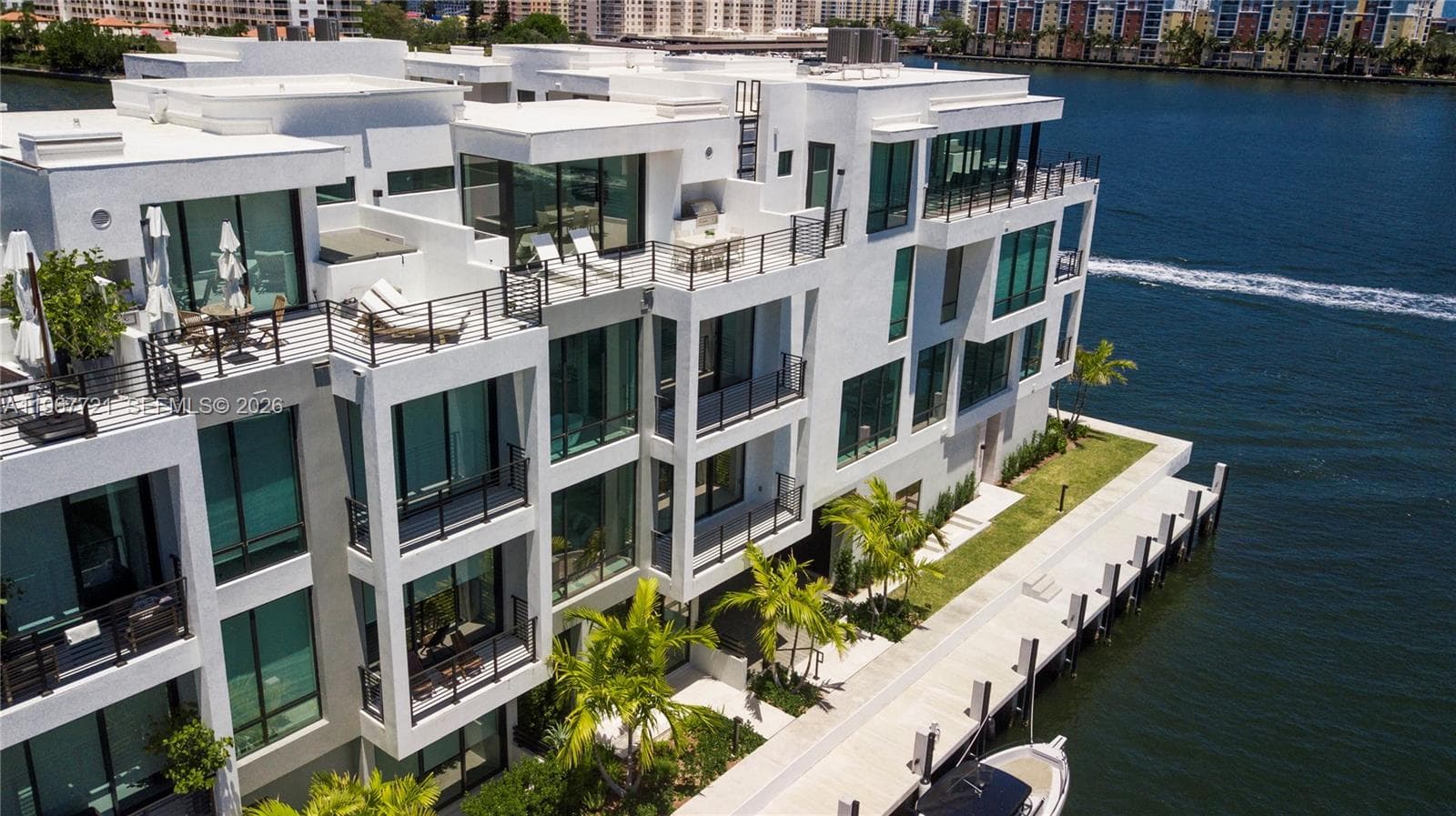 4008 NE 167th St # 6, North Miami Beach FL 33160 — 30
