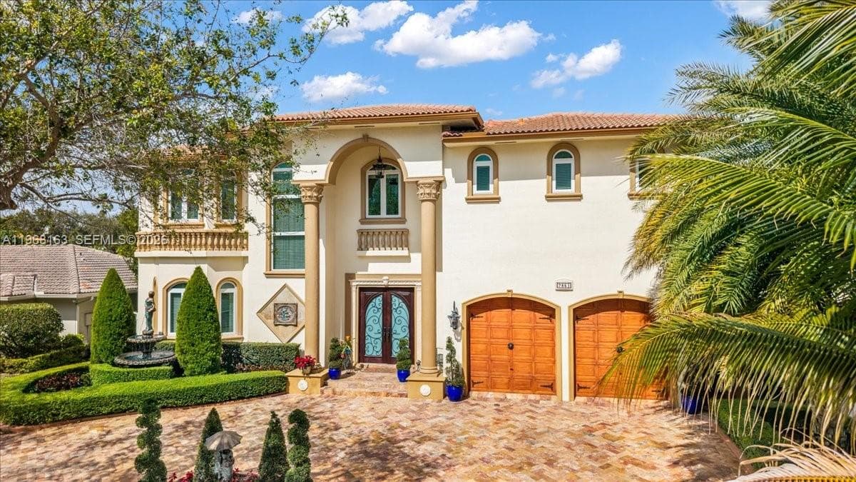 7851 NW 166th Ter, Miami Lakes FL 33016 — 51