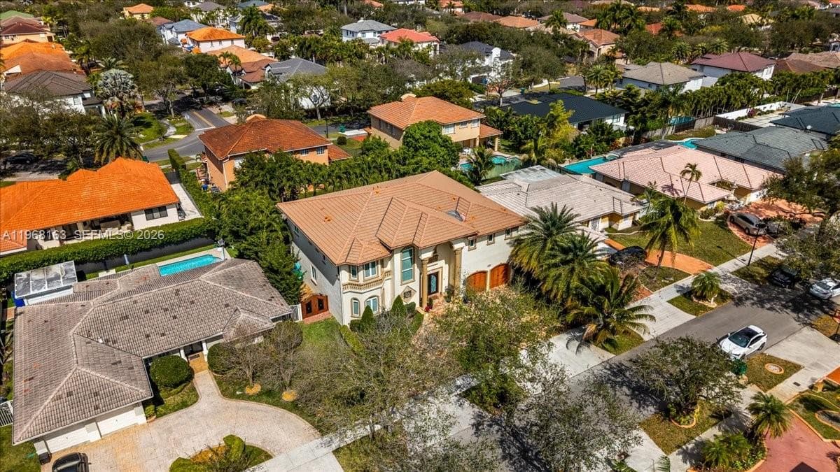 7851 NW 166th Ter, Miami Lakes FL 33016 — 60
