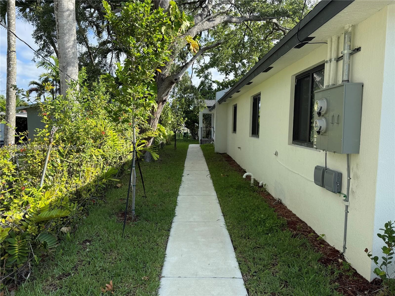 210 SW 3rd St, Florida City FL 33034 — 5