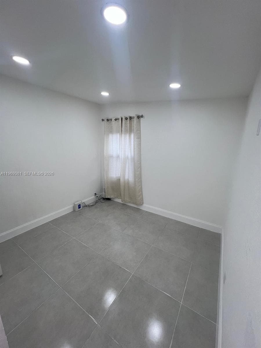 2061 Rutland St, Opa-Locka FL 33054 — 7