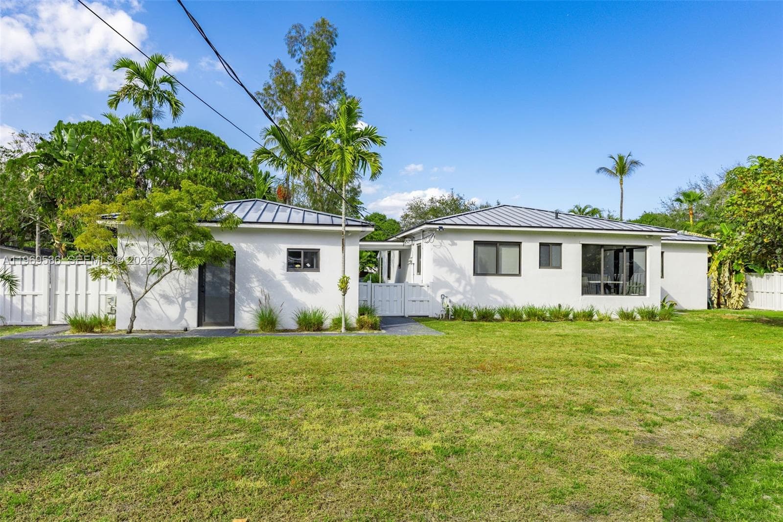 312 NE 90th St, El Portal FL 33138 — 37