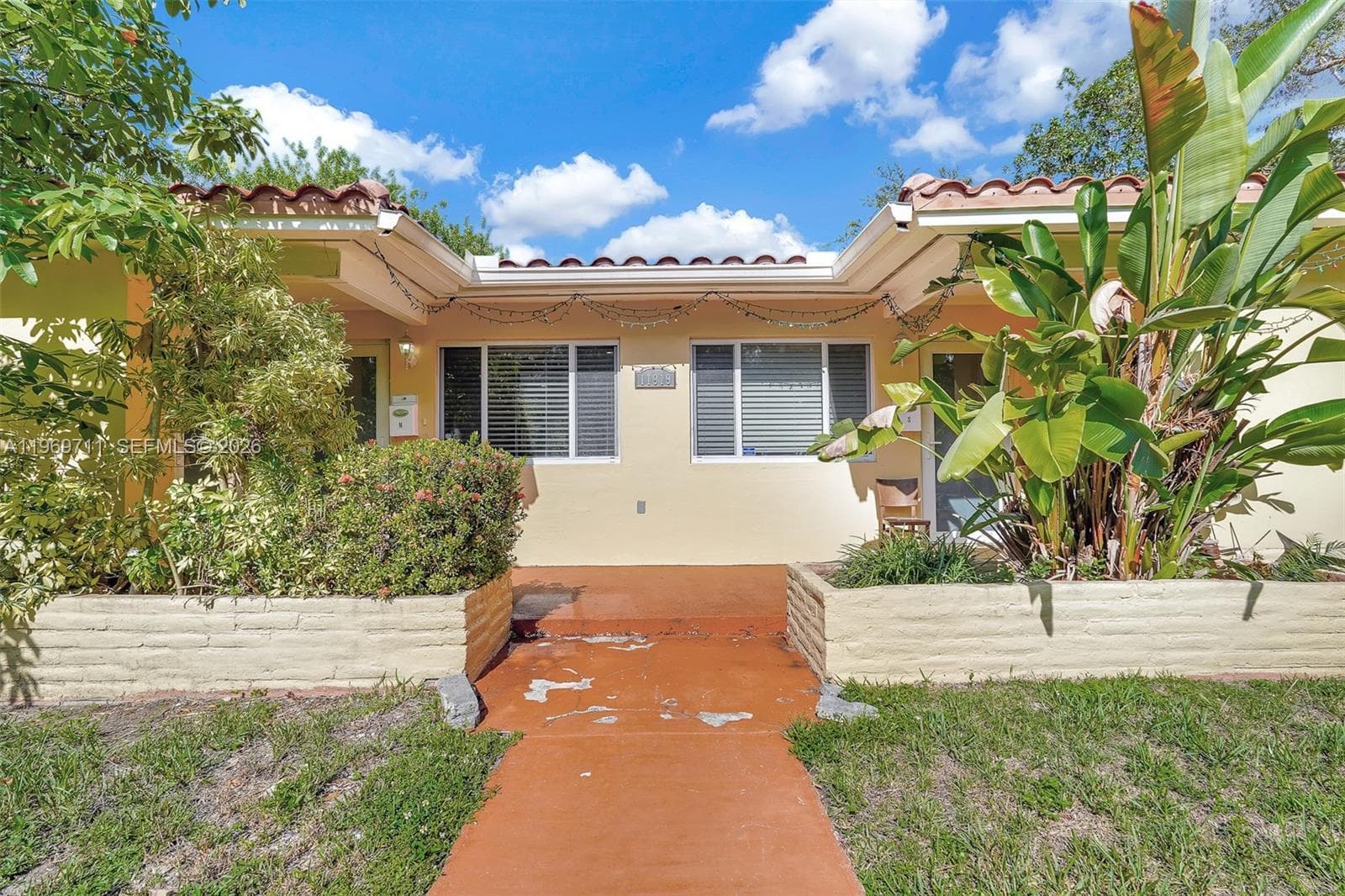 11919 NE 8th av, Biscayne Park FL 33161 — 46