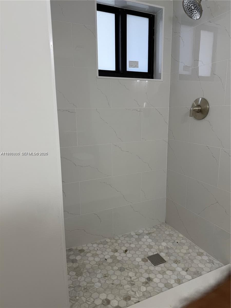 20281 E Country Club Dr, Aventura FL 33180 — 4