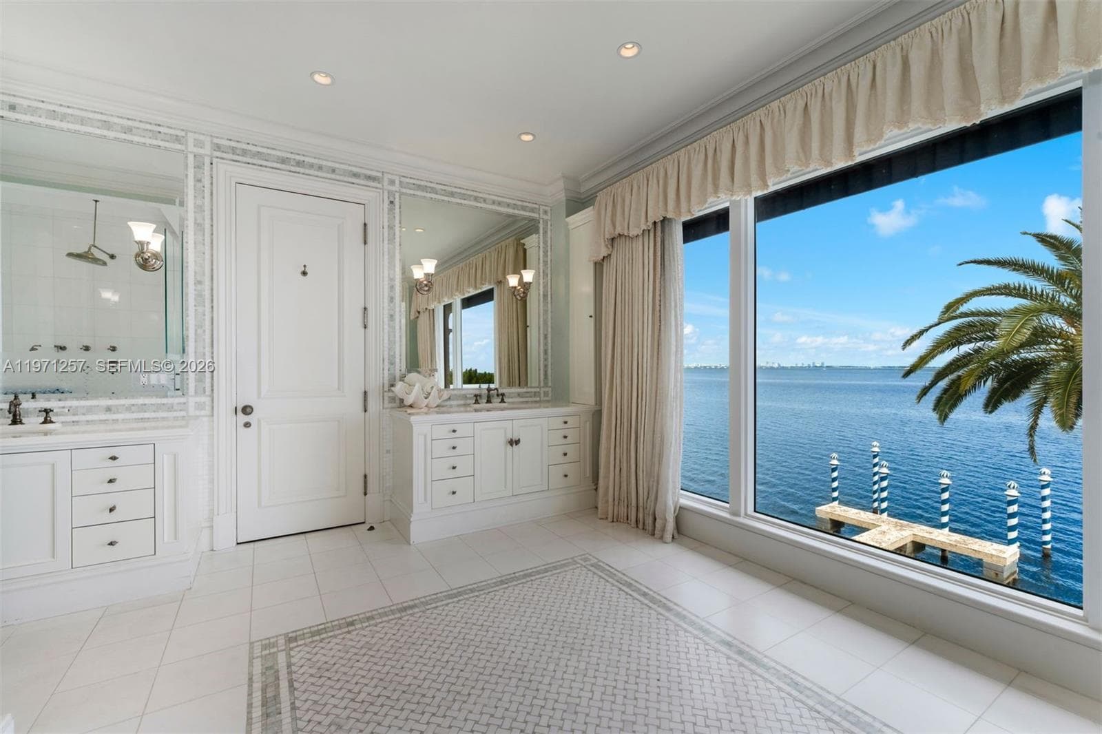 10 Tahiti Beach Island Rd, Coral Gables FL 33143 — 8