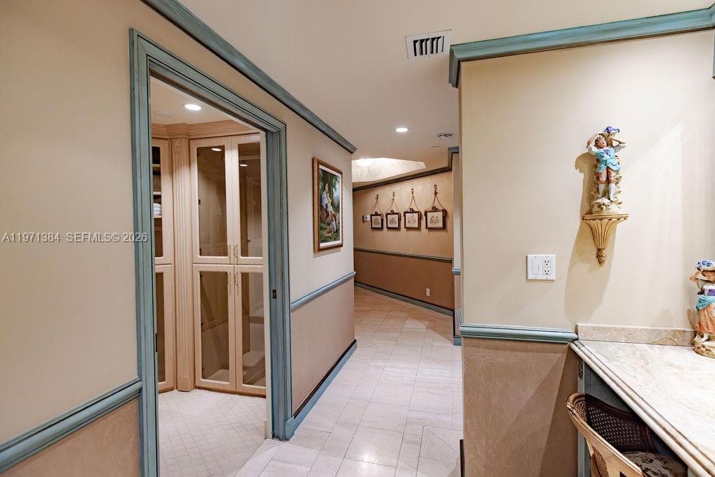 3000 Island Blvd # 2902, Aventura FL 33160 — 41