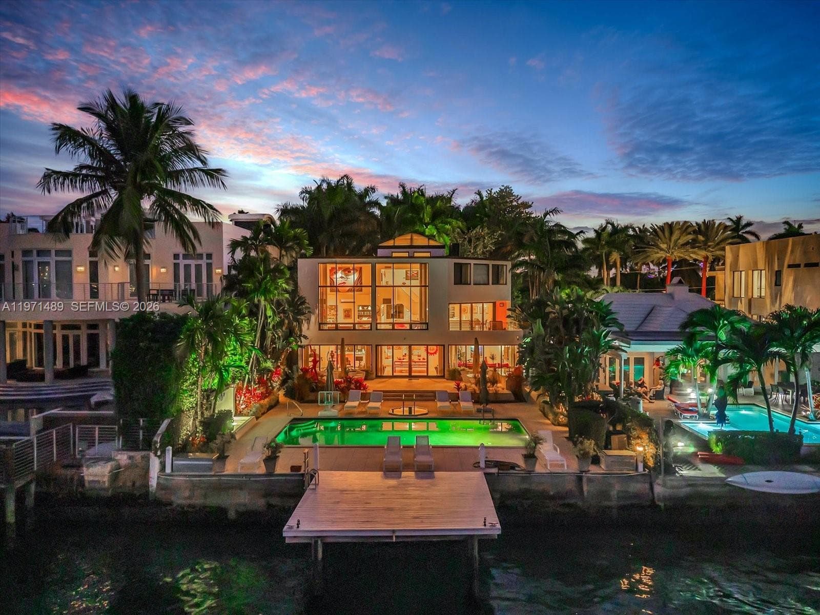 279 N Hibiscus Dr, Miami Beach FL 33139 — 2