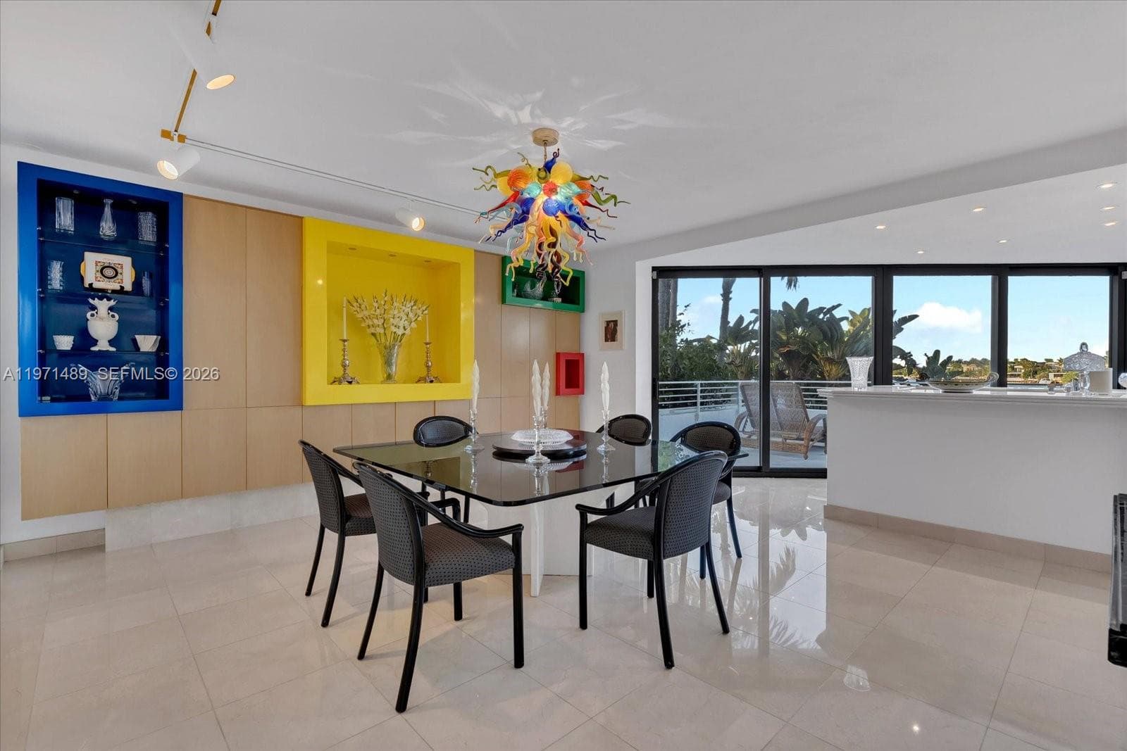 279 N Hibiscus Dr, Miami Beach FL 33139 — 34