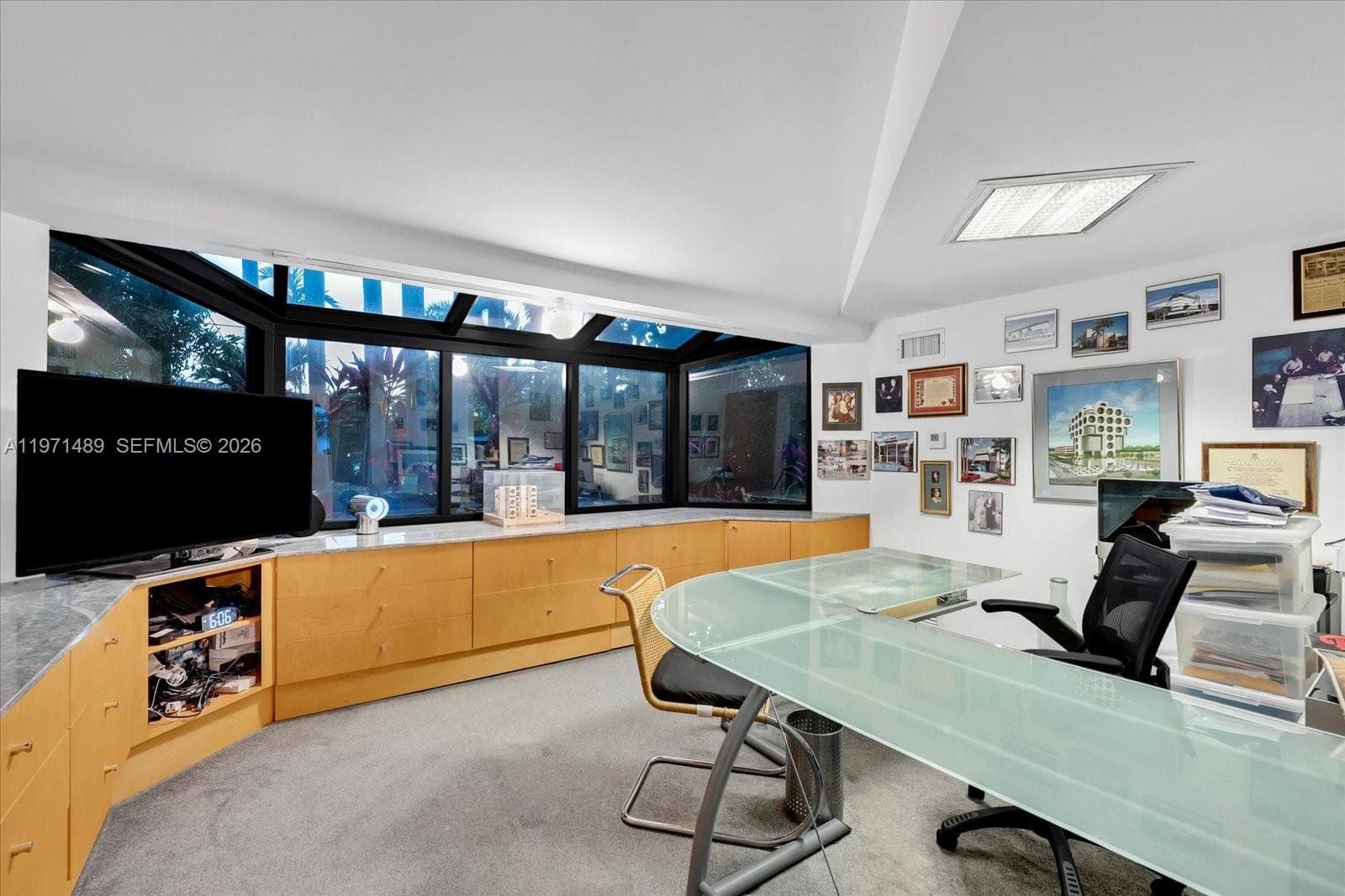 279 N Hibiscus Dr, Miami Beach FL 33139 — 51