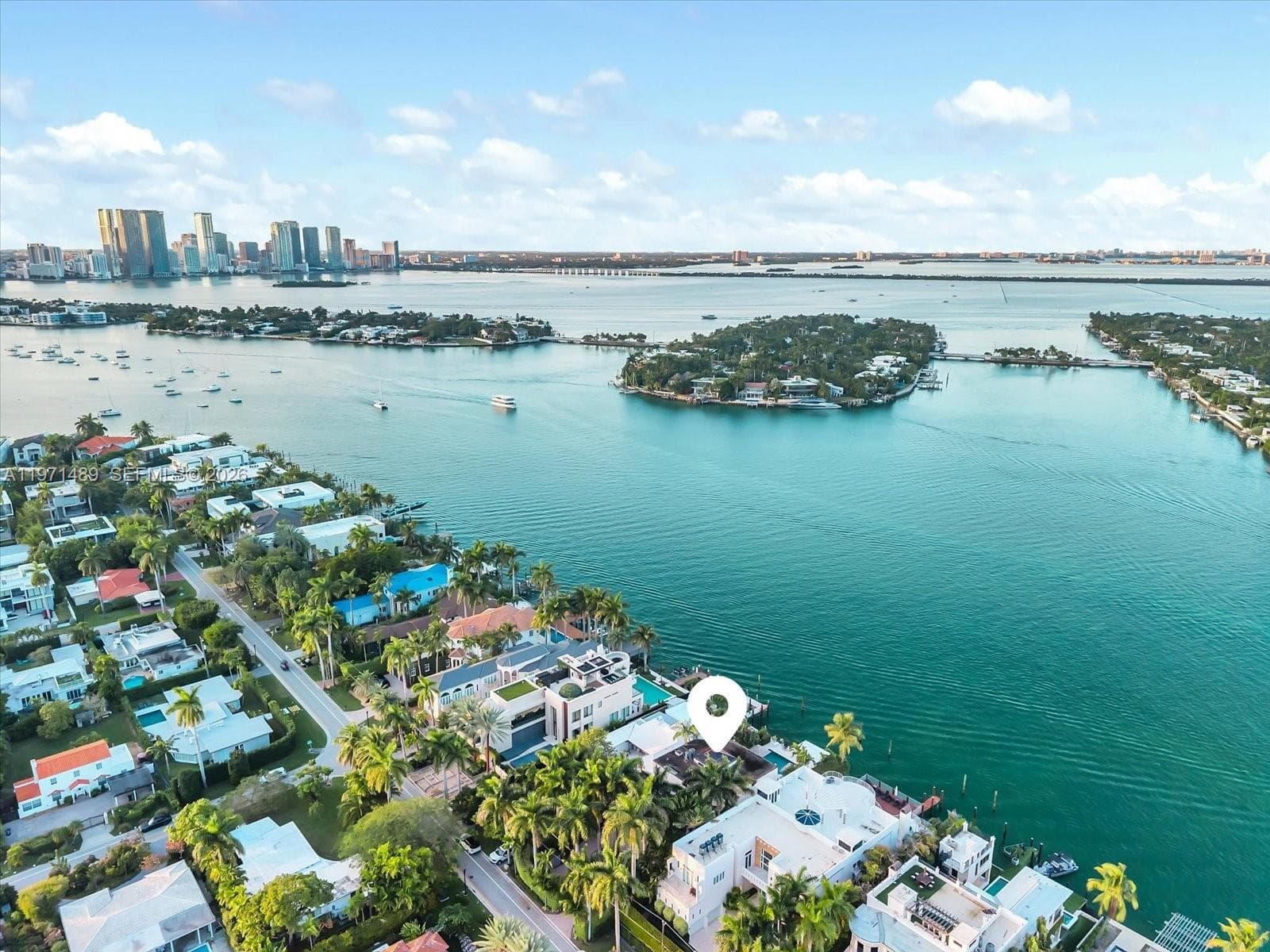 279 N Hibiscus Dr, Miami Beach FL 33139 — 19