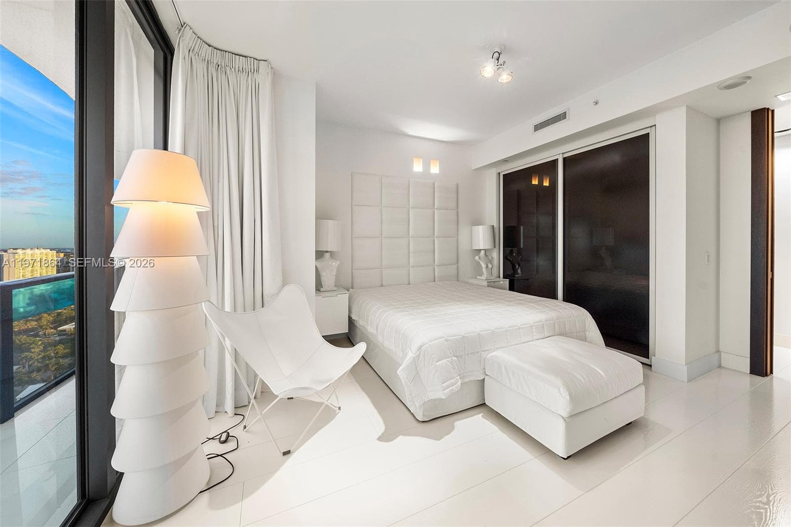19575 Collins Ave # 30, Sunny Isles Beach FL 33160 — 51