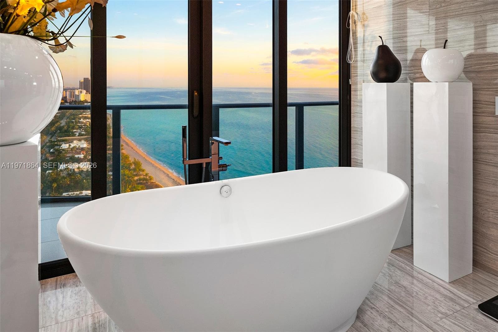 19575 Collins Ave # 30, Sunny Isles Beach FL 33160 — 37